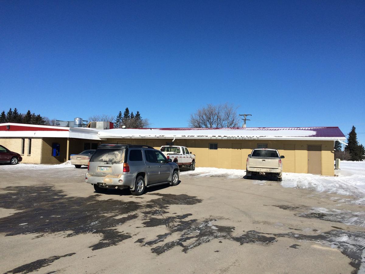 Fisher Branch Motor Hotel Exterior photo